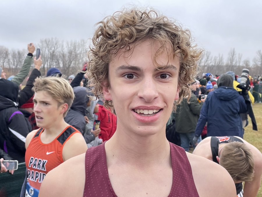 Sauk Centre's Brandon Kampsen, Class A Boys Cross Country champion 