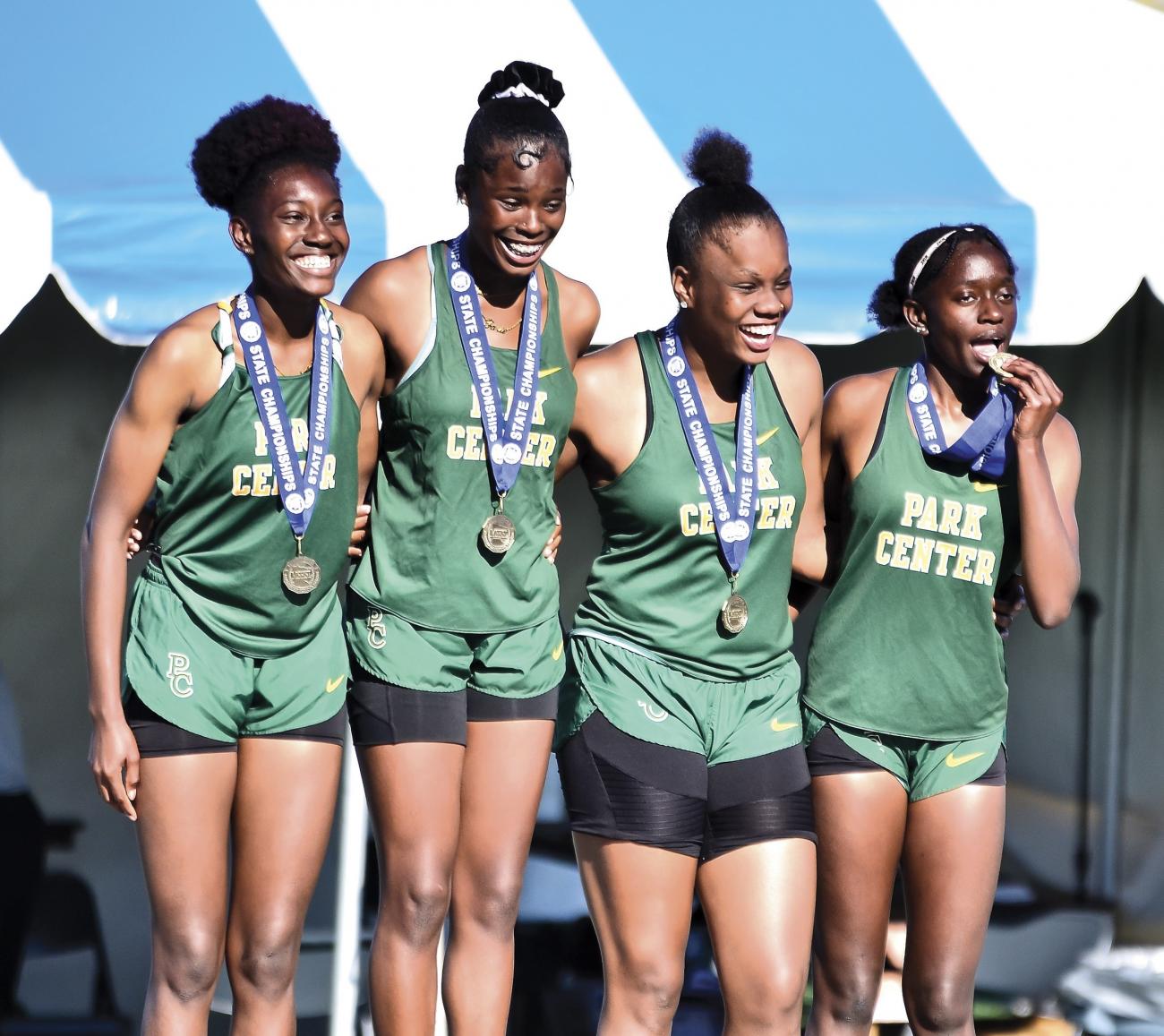 2021 Girls 4x200 Track Champ Photo