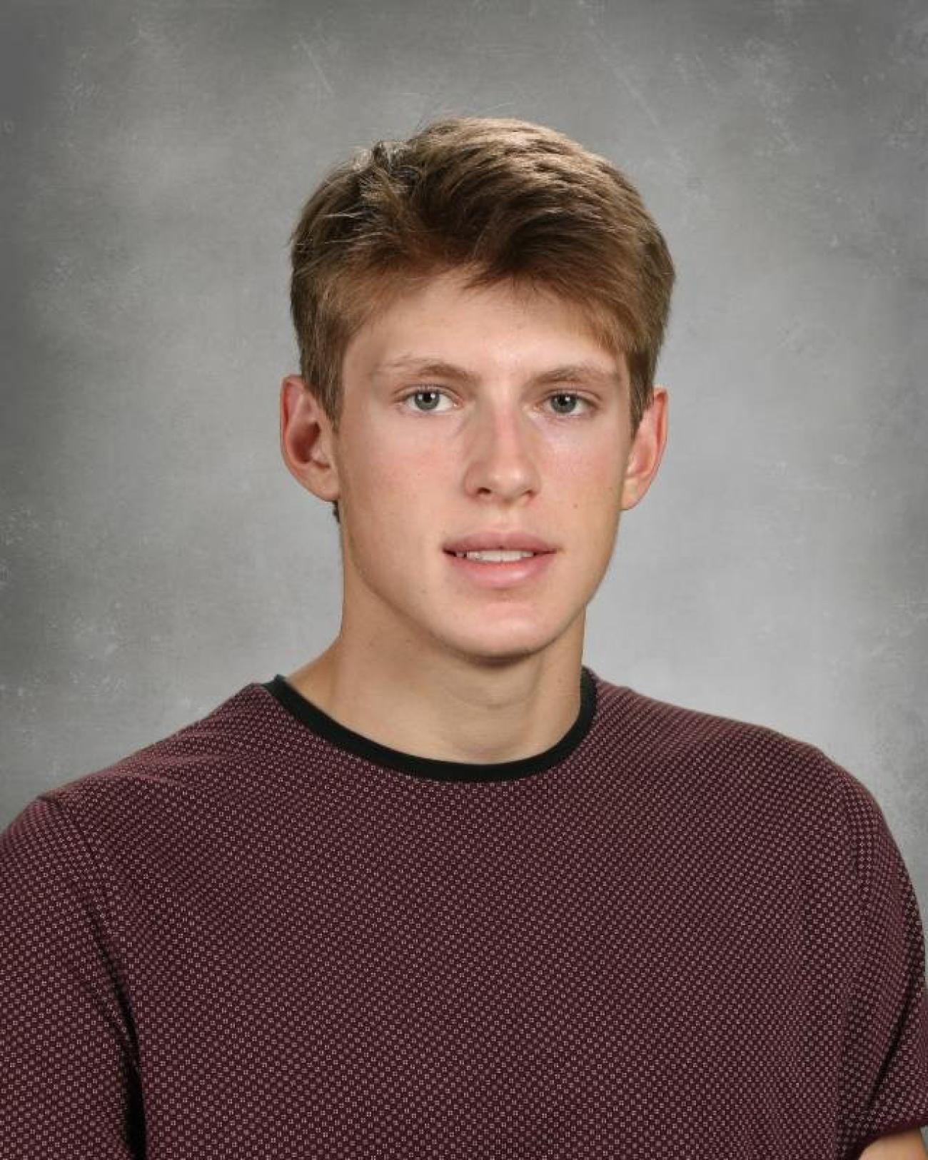 2022 Luke Logue 100 Backstroke Champ Photo