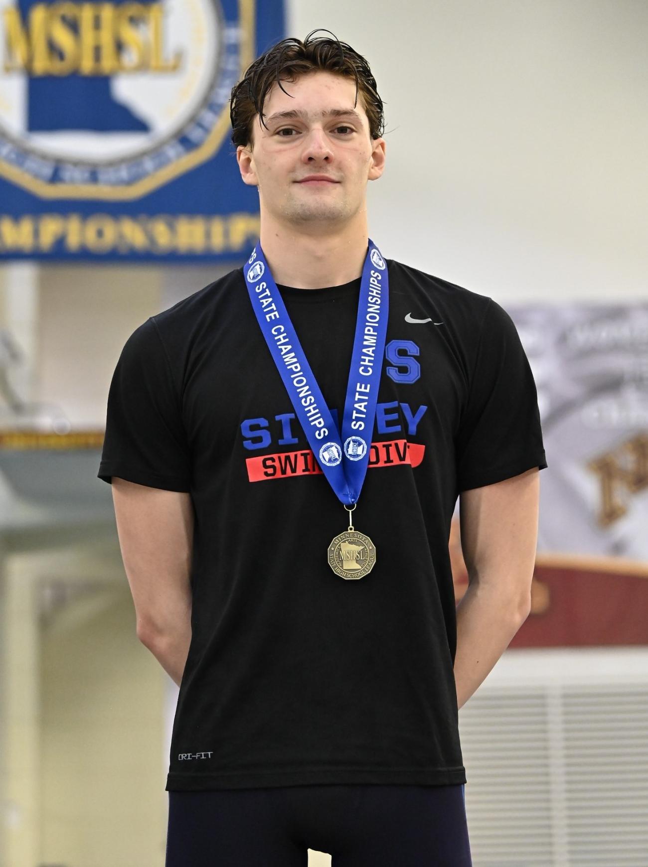 2022 Nico Losinski 500 Free Champ Photo