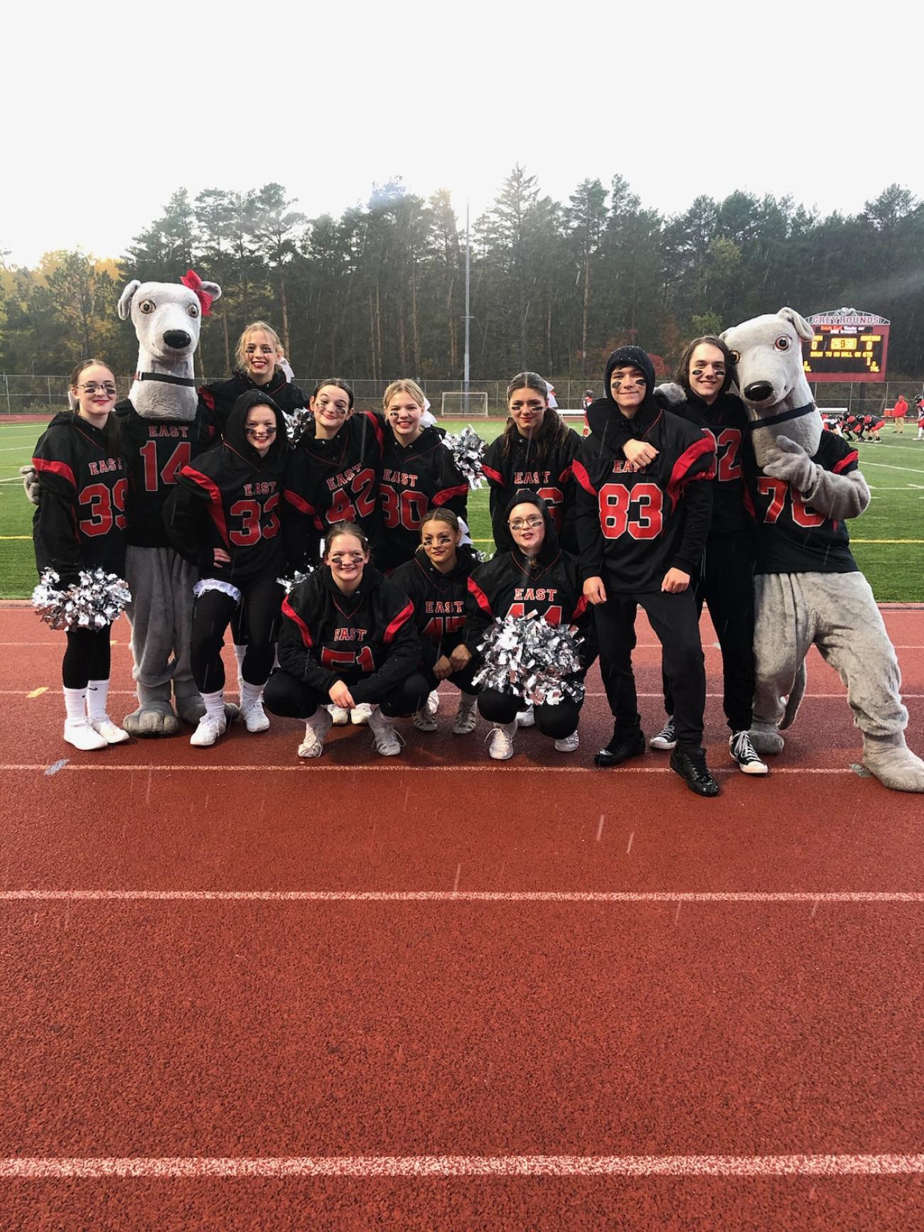 Hoco Cheerleaders with Gregory and Greta, our mascots!