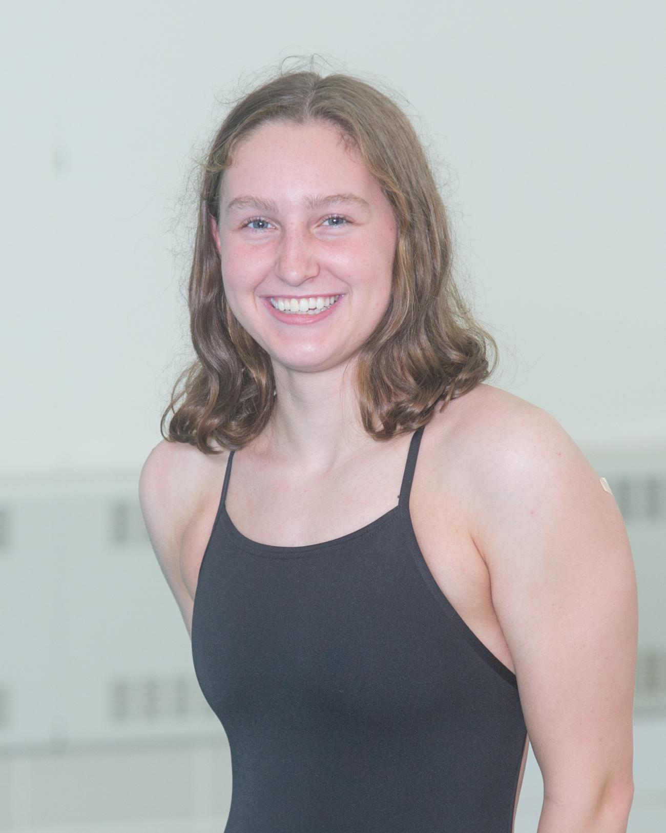 2022 Ella Passe 200 Freestyle