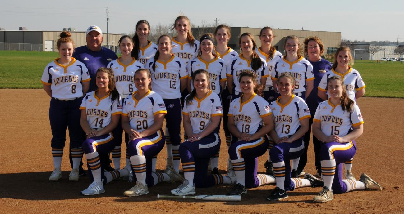 2019 Rochester Lourdes Girls Softball Championship Photo
