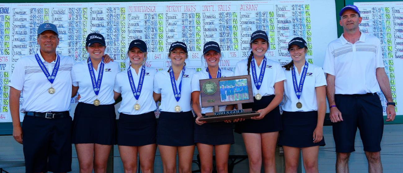 2019 Red Wing Girls Golf Team