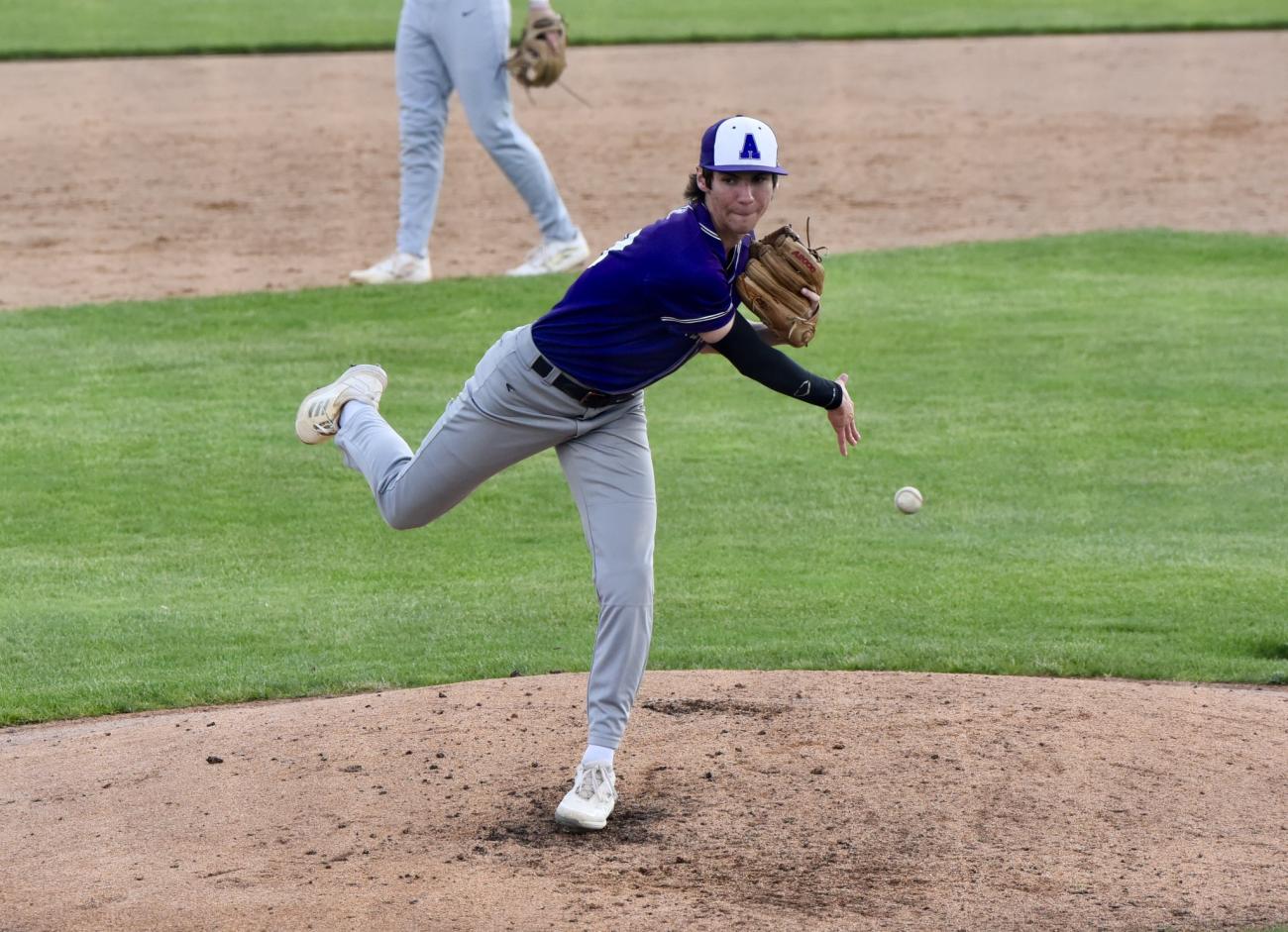 Elliott Burnett Action 1